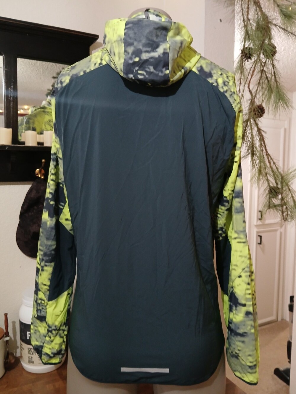 🆕️ Nike Jacket - Picture 2 of 5